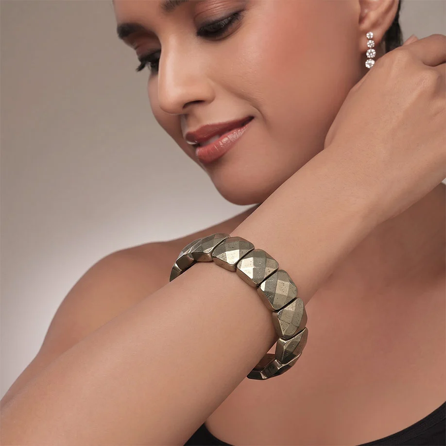 Pyramid pyrite bracelet - Image 9